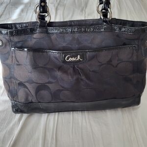 Coach Ashley Carryall Satchel Shoulder Tote Bag Model Number F19725